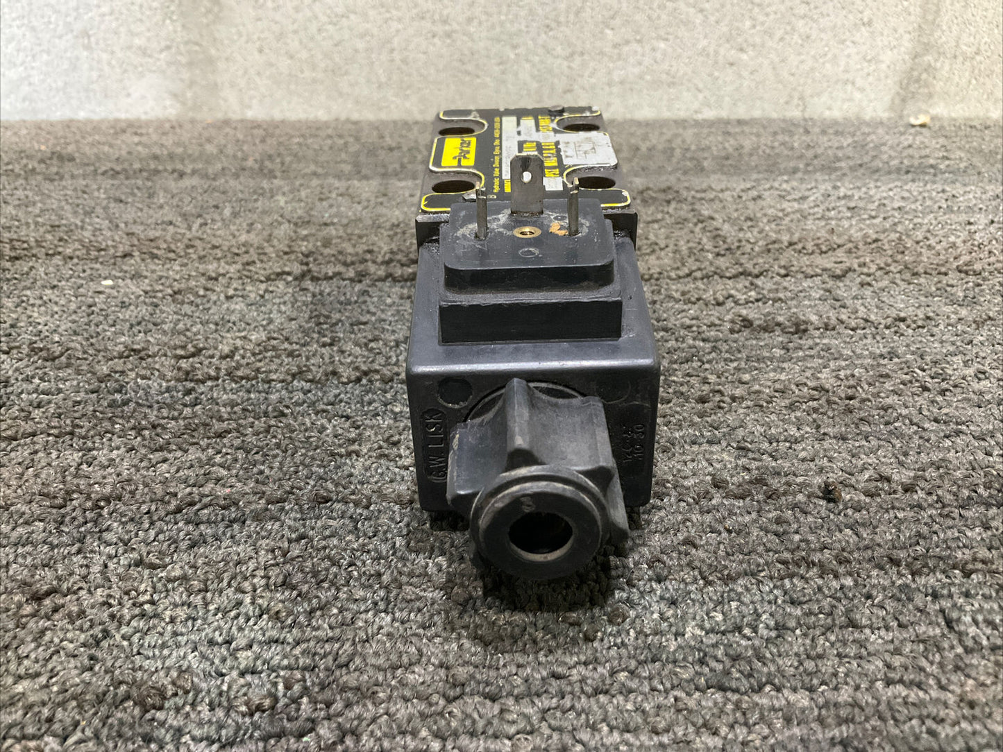 PARKER D1VW20BNYWF DIRECTIONAL CONTROL VALVE 444