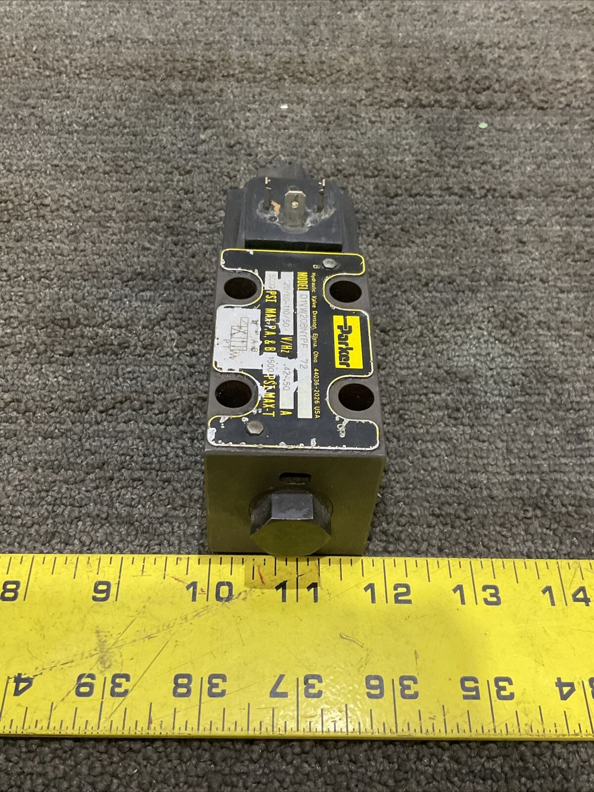 PARKER D1VW20BNYWF DIRECTIONAL CONTROL VALVE 444
