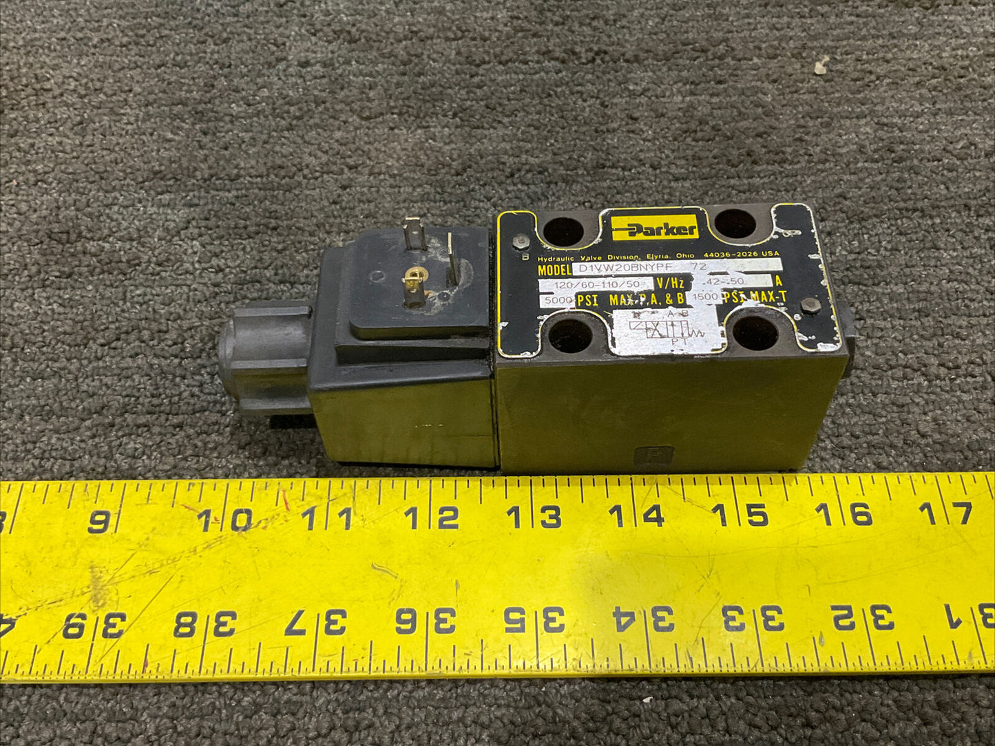 PARKER D1VW20BNYWF DIRECTIONAL CONTROL VALVE 444
