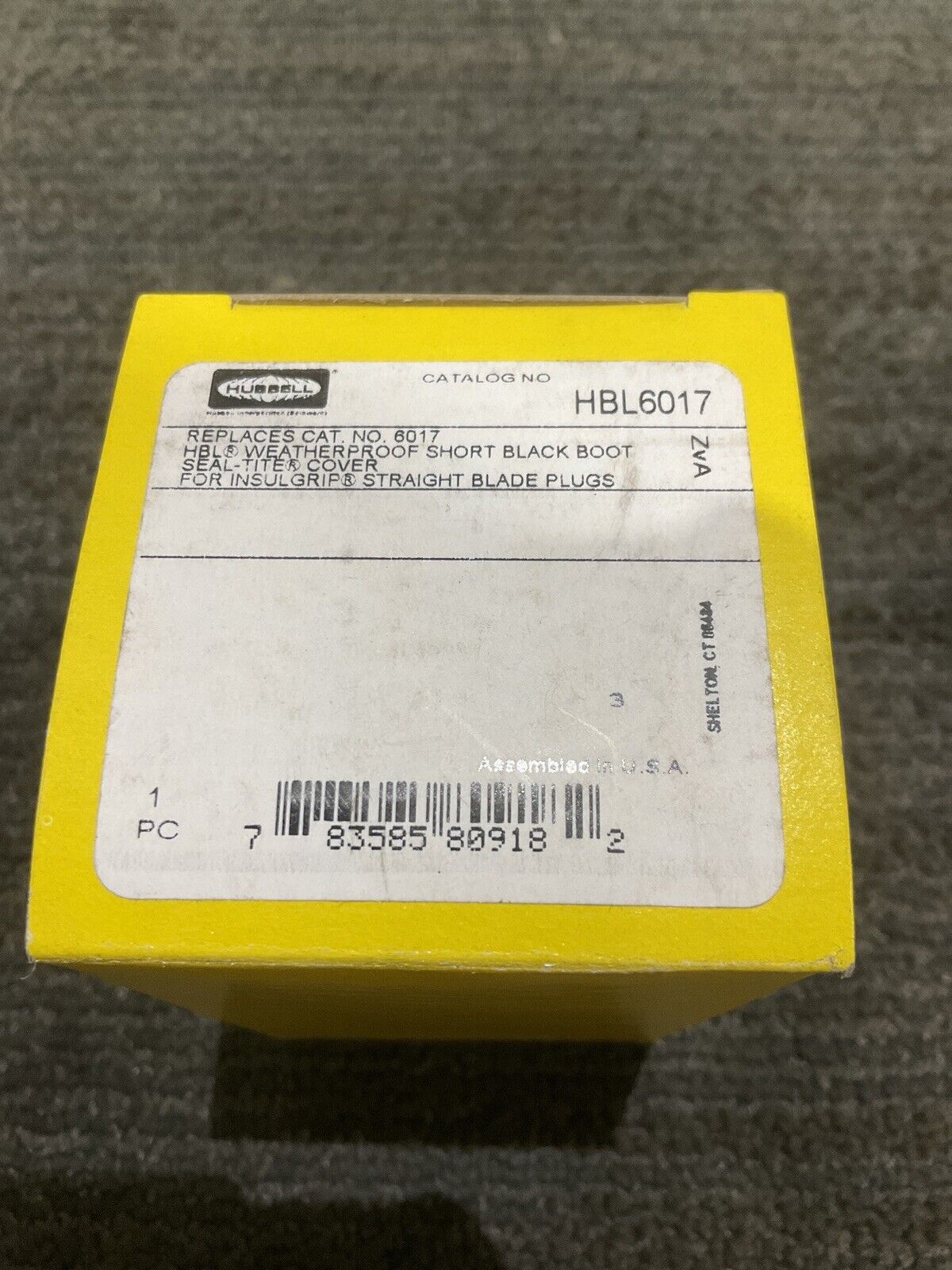 HUBBELL HBL6017 WEATHERPROOF SHORT BLACK BOOT 444 LOT OF 4