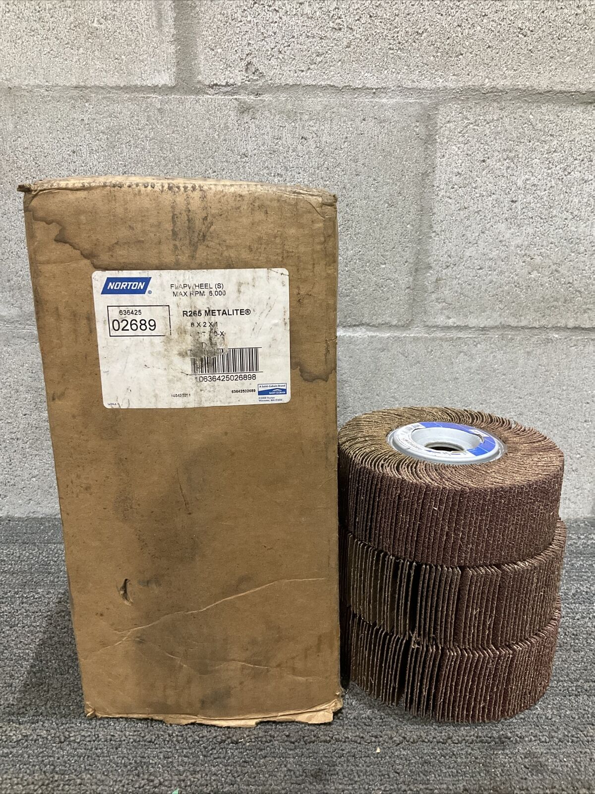 NORTON 63642502689 R265 METALIGHR FLAPWHEEL 6 X 2 X 1 222 LOT OF 3