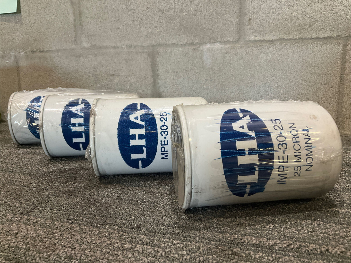 LHA MPE-30-25 HYDRAULIC FILTER 25 MICRON/DONALDSON P563995 REPLACEMENT LOT OF 4