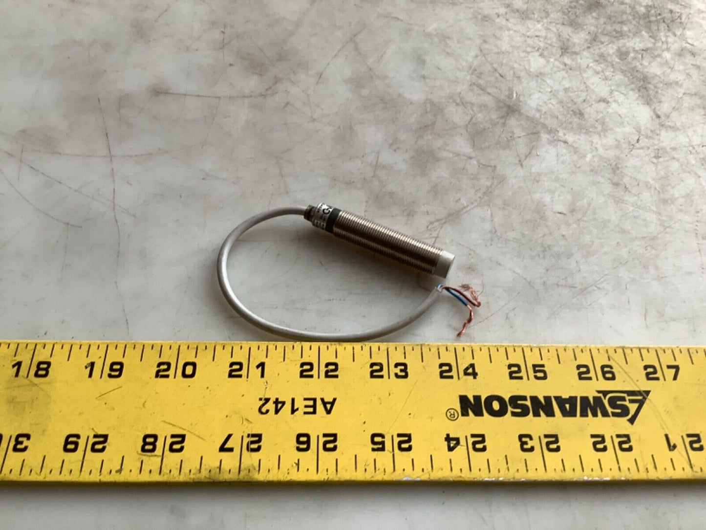 MICRO DETECTORS AM1-A0-2A INDUCTIVE PROXIMITY SENSOR