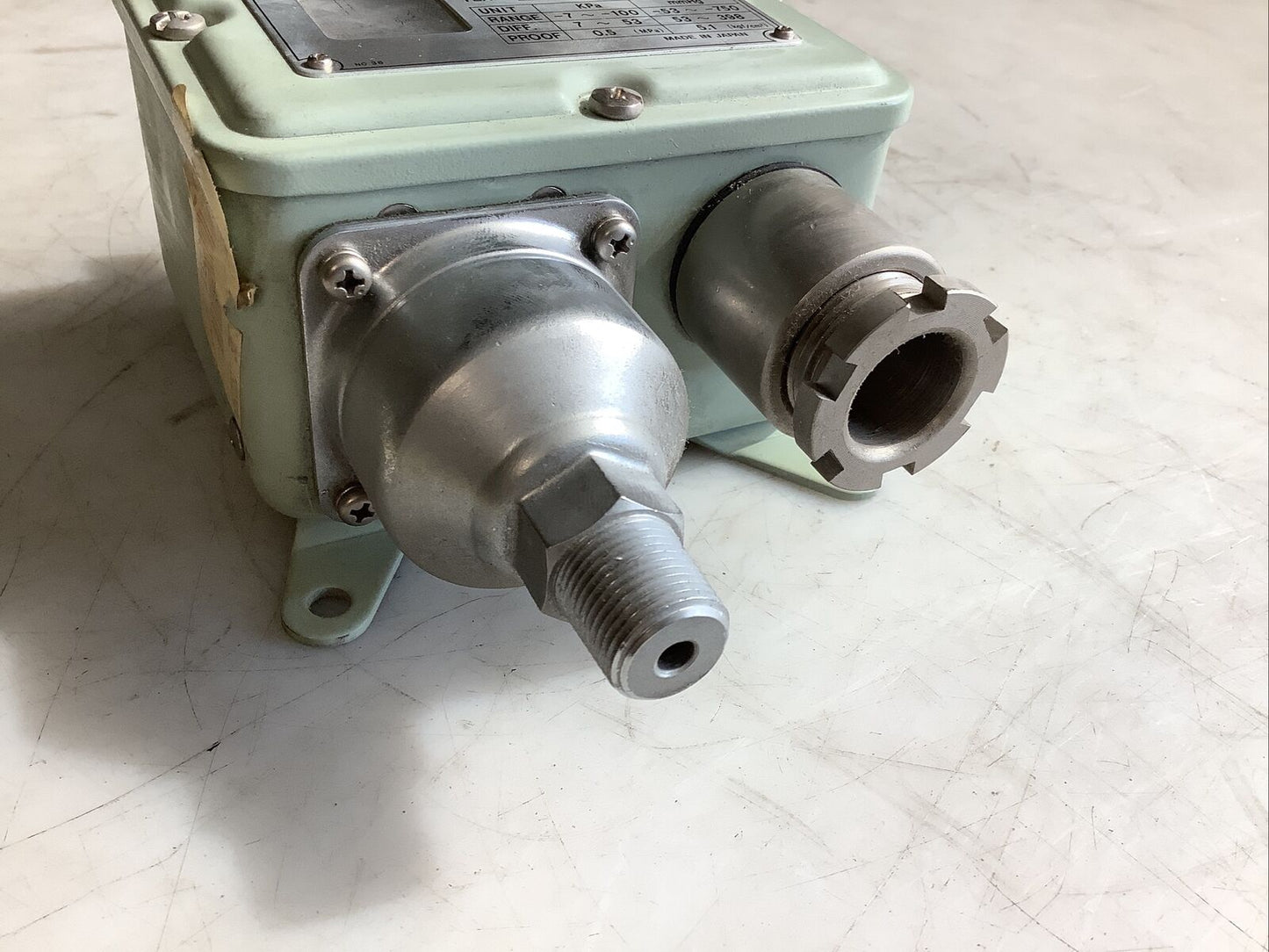 SMC ISG290-030 PRESSURE SWITCH DDD