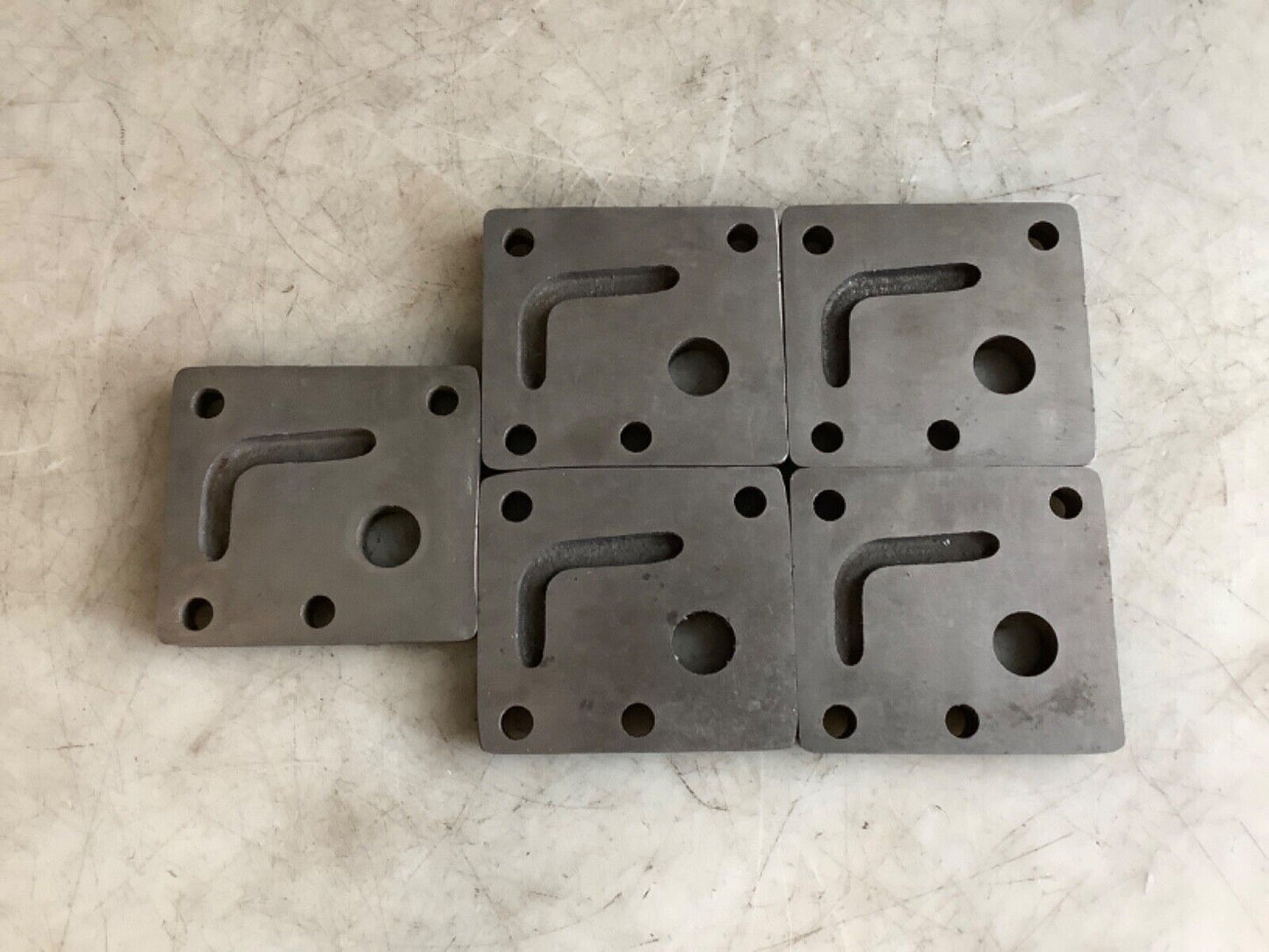 BROWN & SHARPE 23-4896 VALVE END COVER 333 - QTY 5