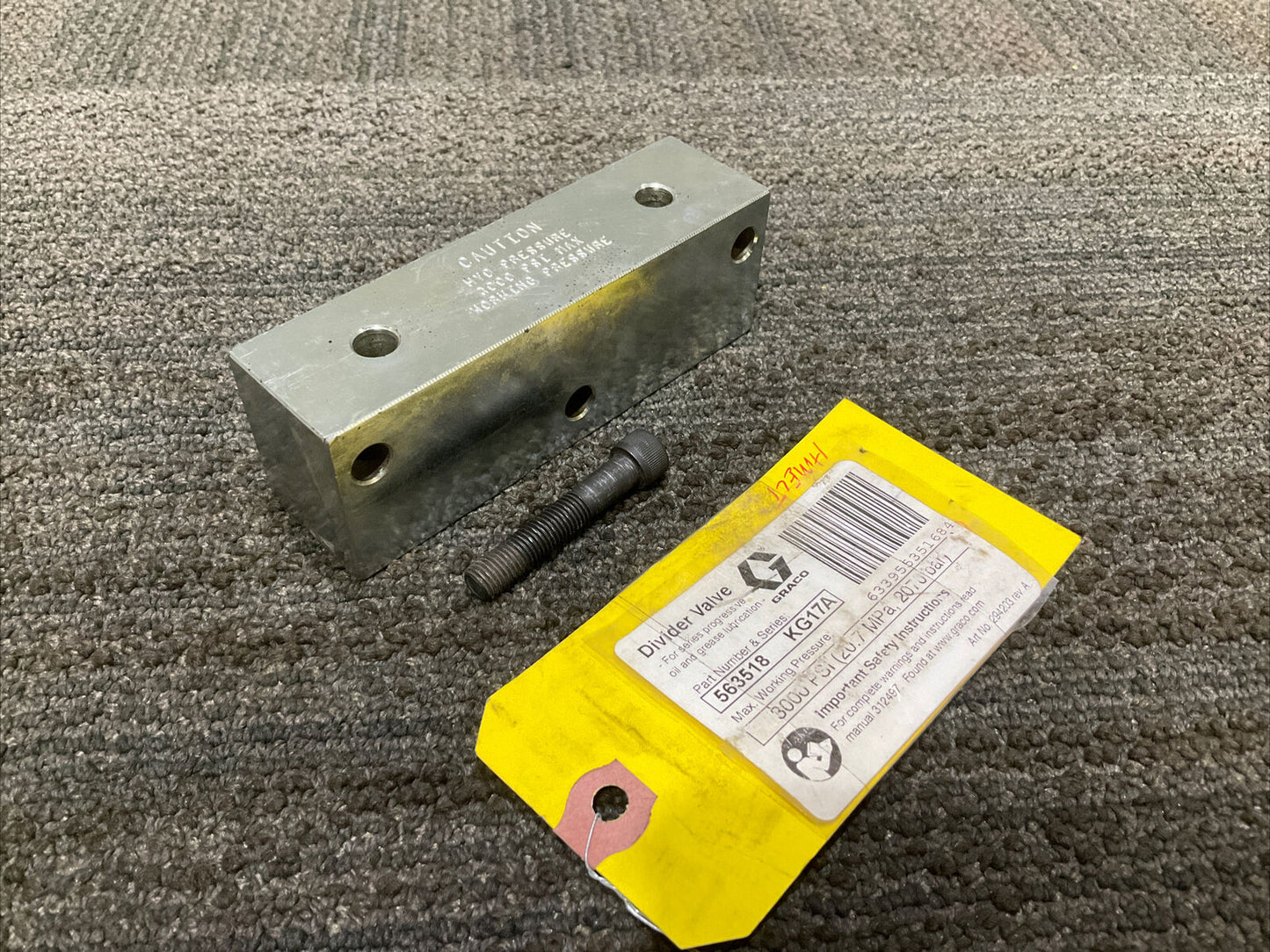 GRACO 563518 DIVIDER VALVE 444