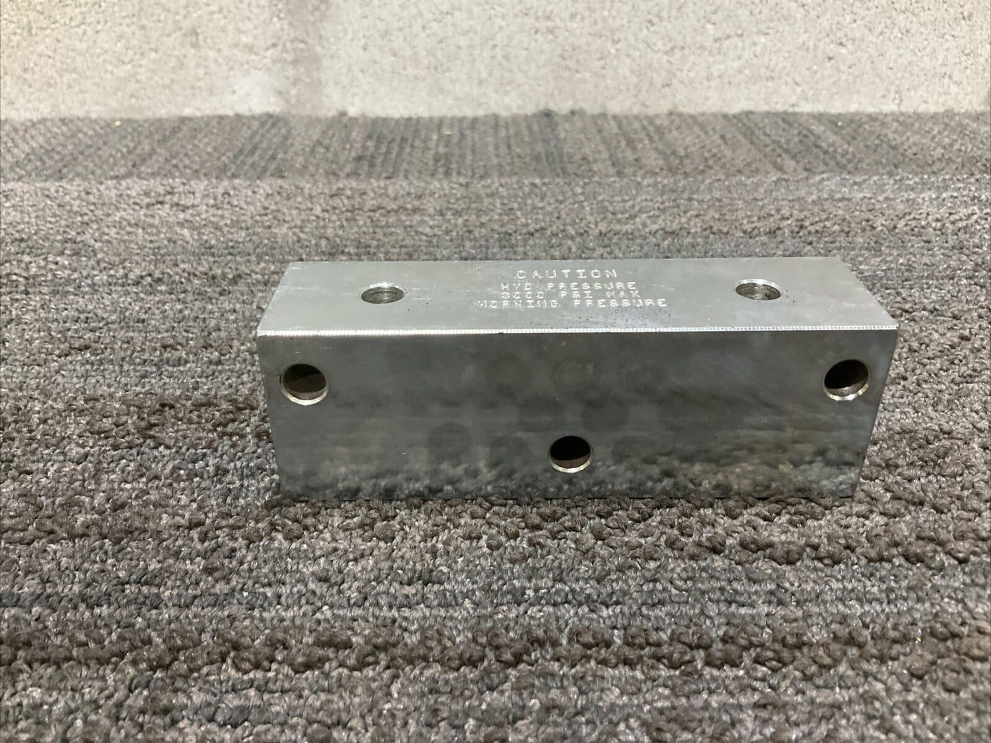 GRACO 563518 DIVIDER VALVE 444
