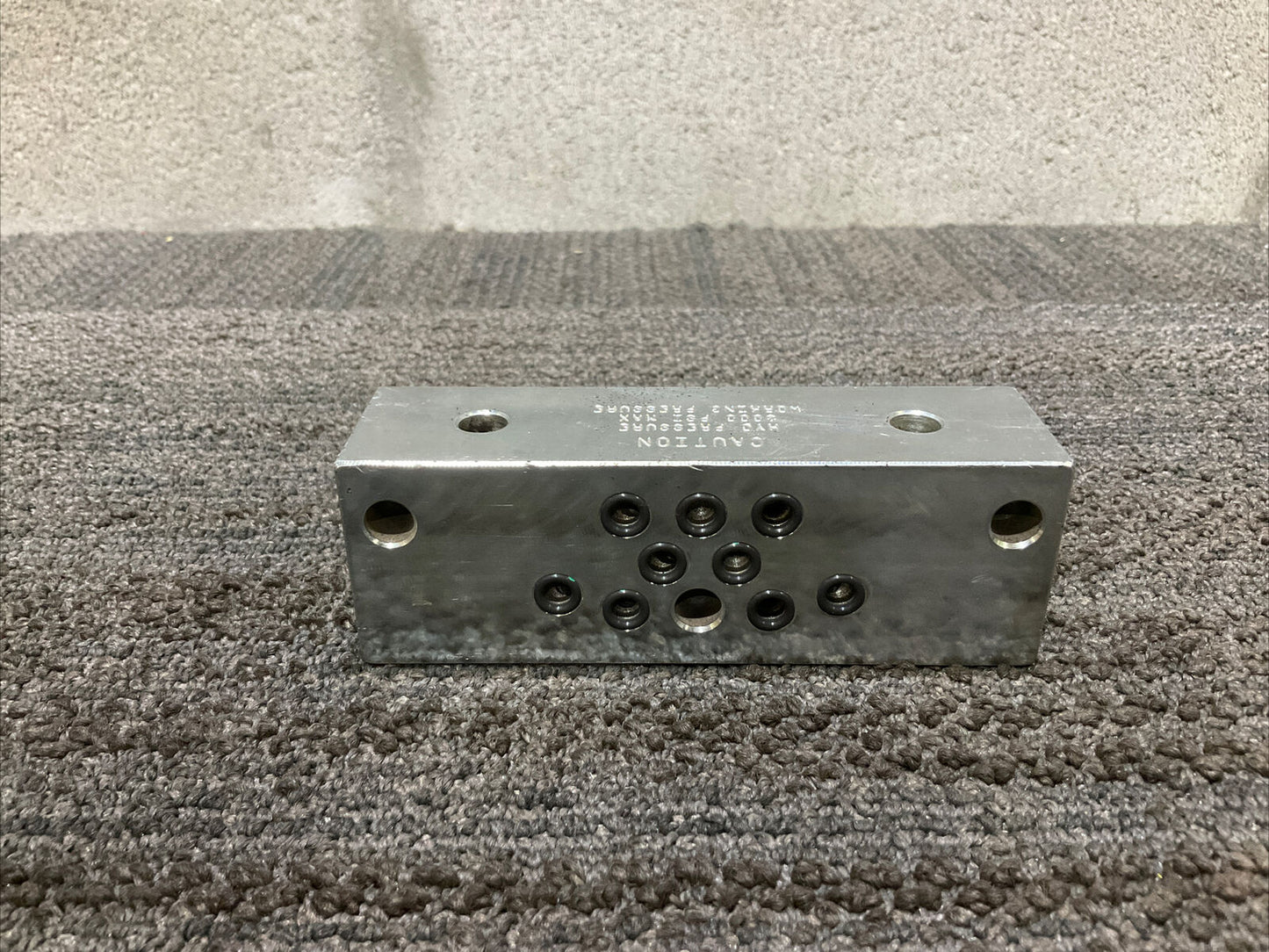 GRACO 563518 DIVIDER VALVE 444