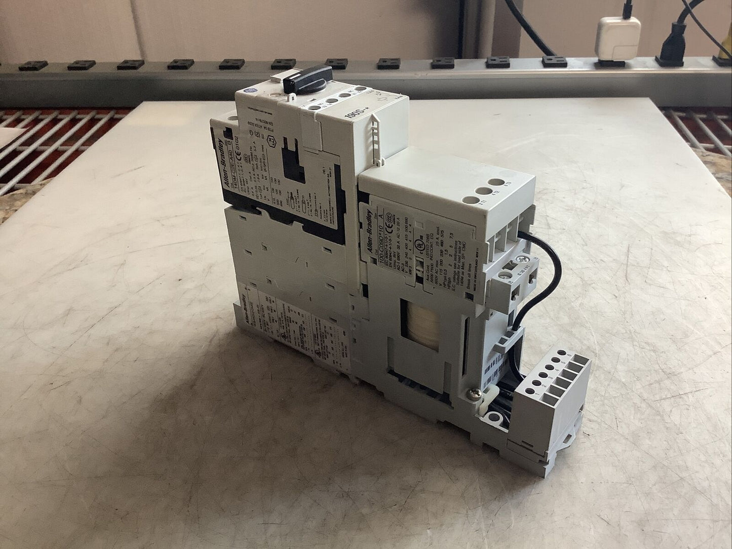 ALLEN BRADLEY 190S-ANDJ2-CA40C STARTER W/ 140M-C2E-A40 AND 100-C09D*10 999