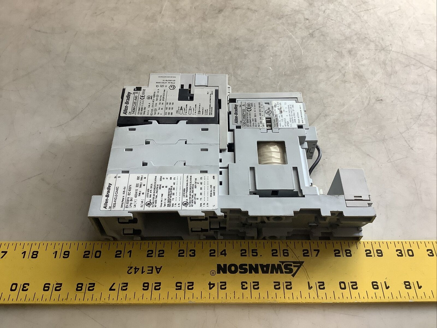 ALLEN BRADLEY 190S-ANDJ2-CA40C STARTER W/ 140M-C2E-A40 AND 100-C09D*10 999