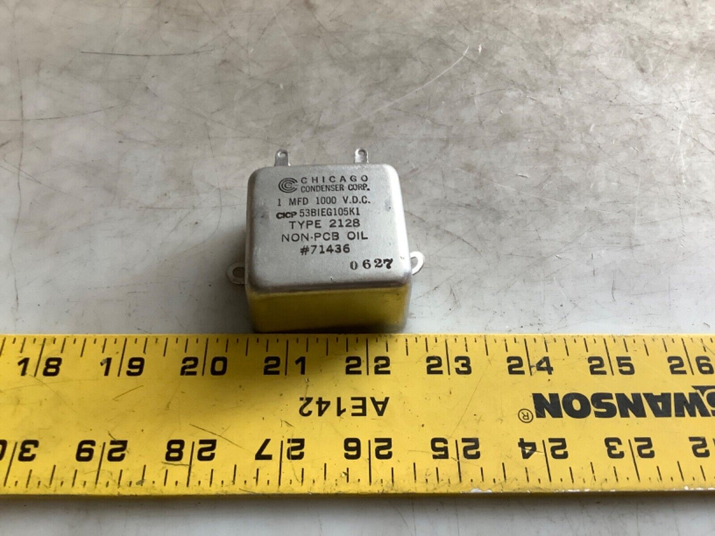CHICAGO CONDENSER 2128 OIL PAPER BATHTUB CAPACITOR 222 CP53BIEG105K1