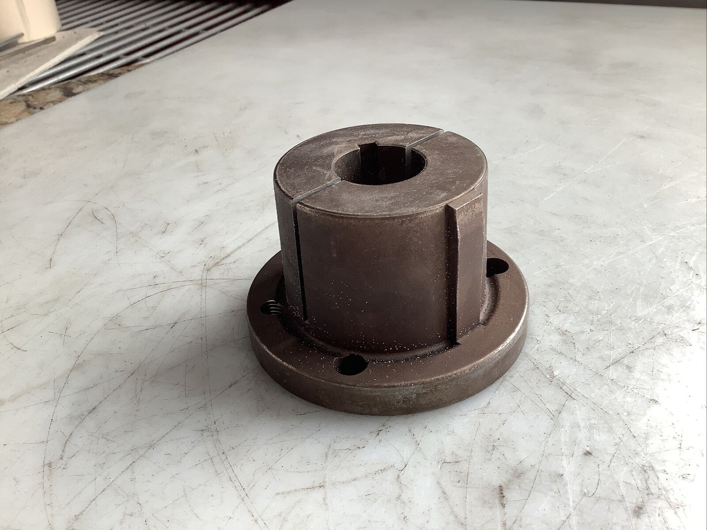 BROWNING Q1X1-3/16 SPLIT TAPER BUSHING 4IN OD X 1-3/16IN BORE DD - QTY 2