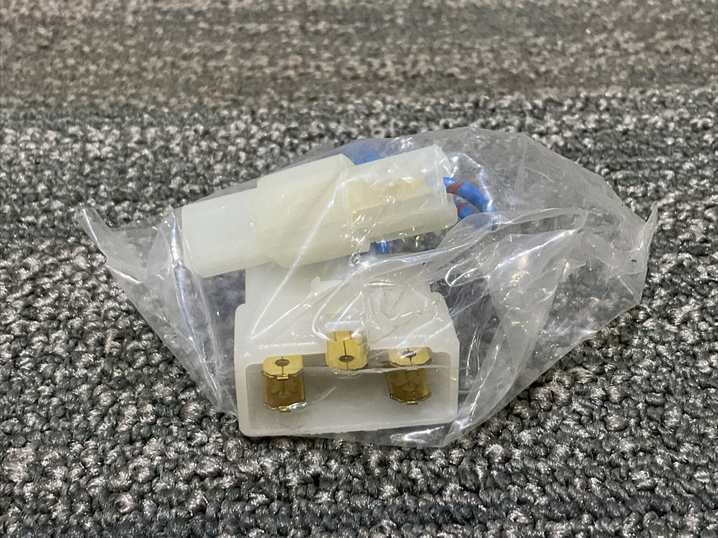 HITACHI 3319423740 CABLE ASSEMBLY 222