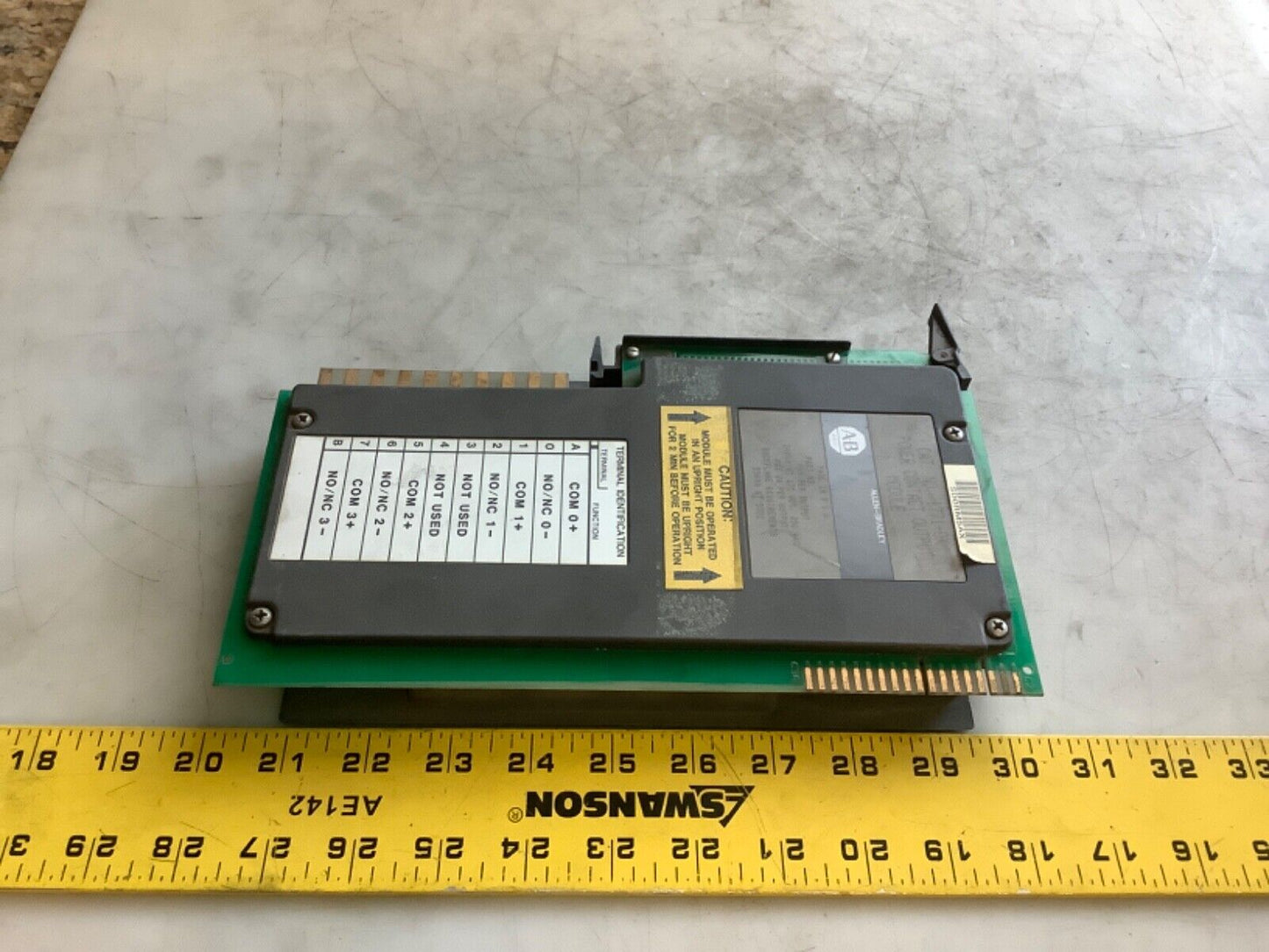 ALLEN BRADLEY 1771-0X POWER CONTACT OUTPUT MODULE 444