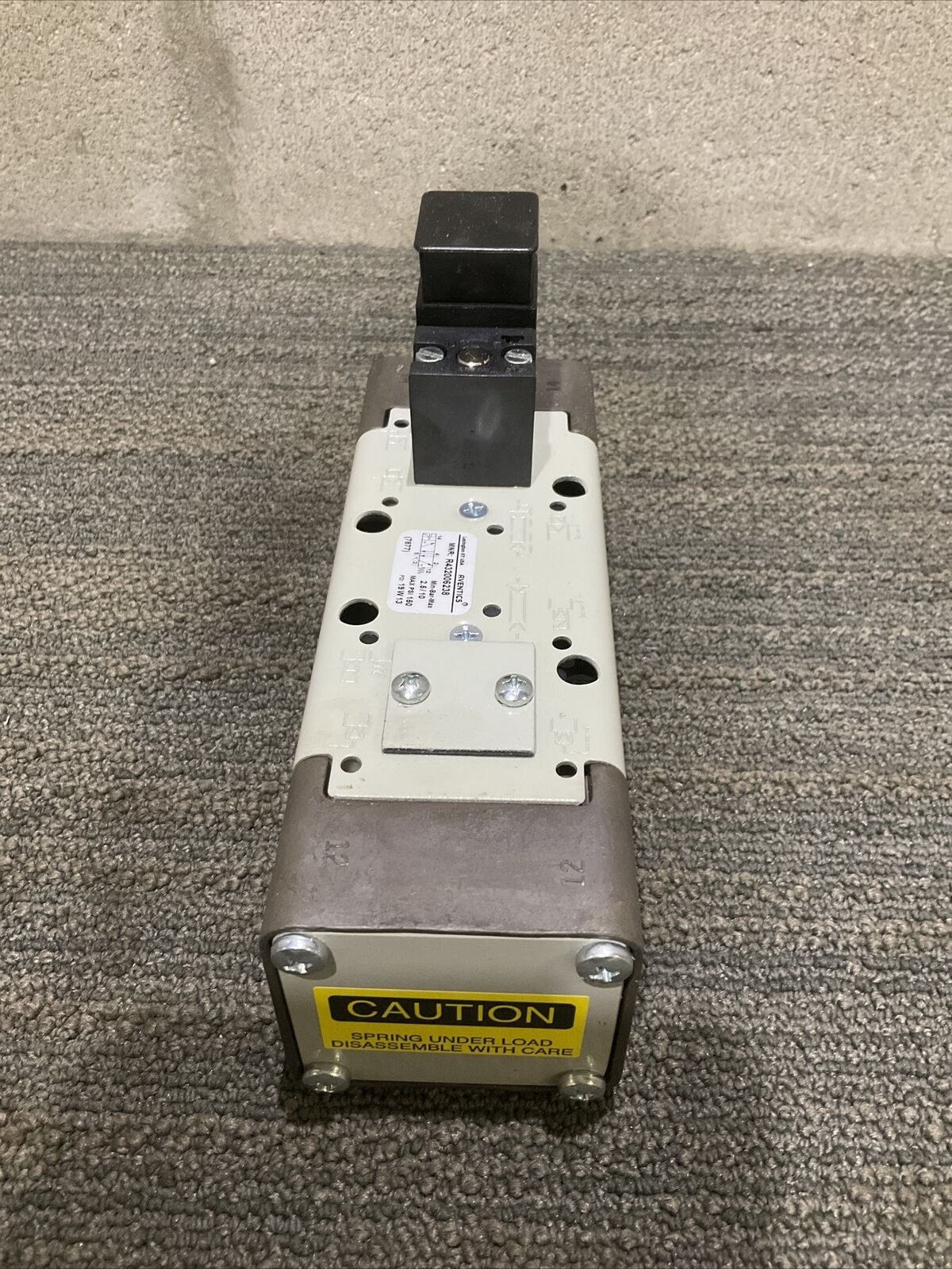 AVENTICS R432006238 CERAM SINGLE SOLENOID VALVE 222