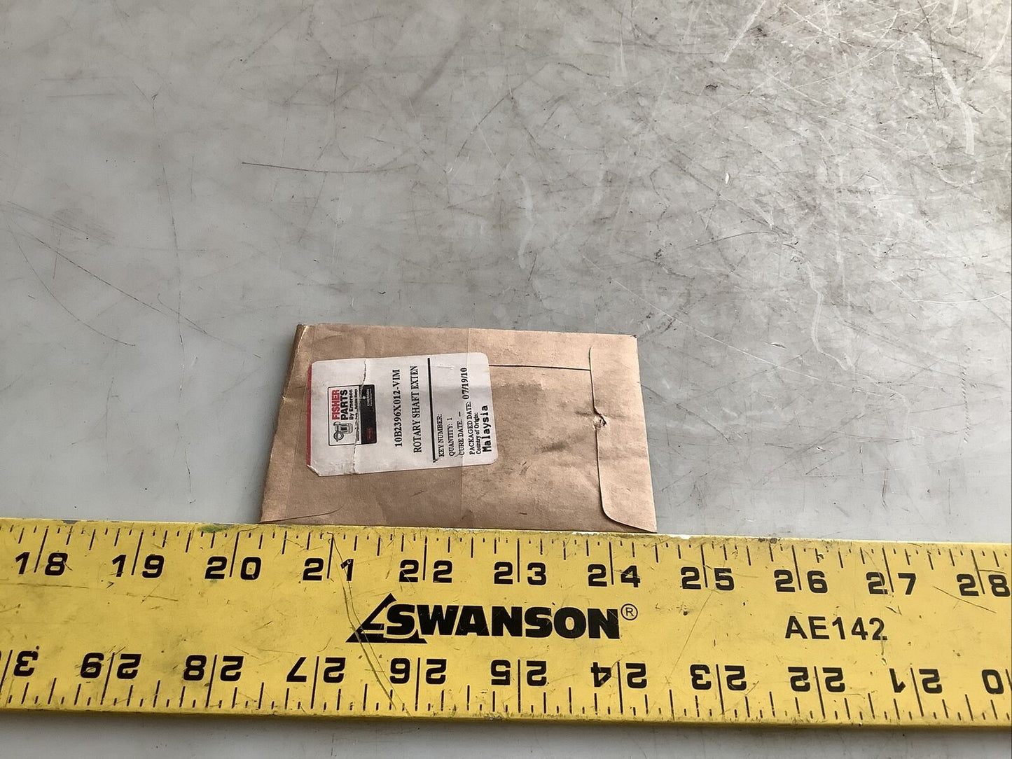 FISHER 10B2396X012-VIM ROTARY SHAFT EXTENSION