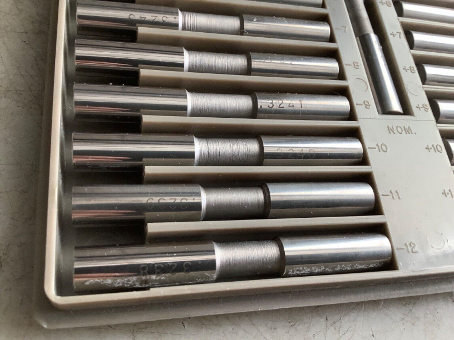 DELTRONIC PIN PLUG GAGE SET TRP25 .3228-.3262 333 - QTY 25