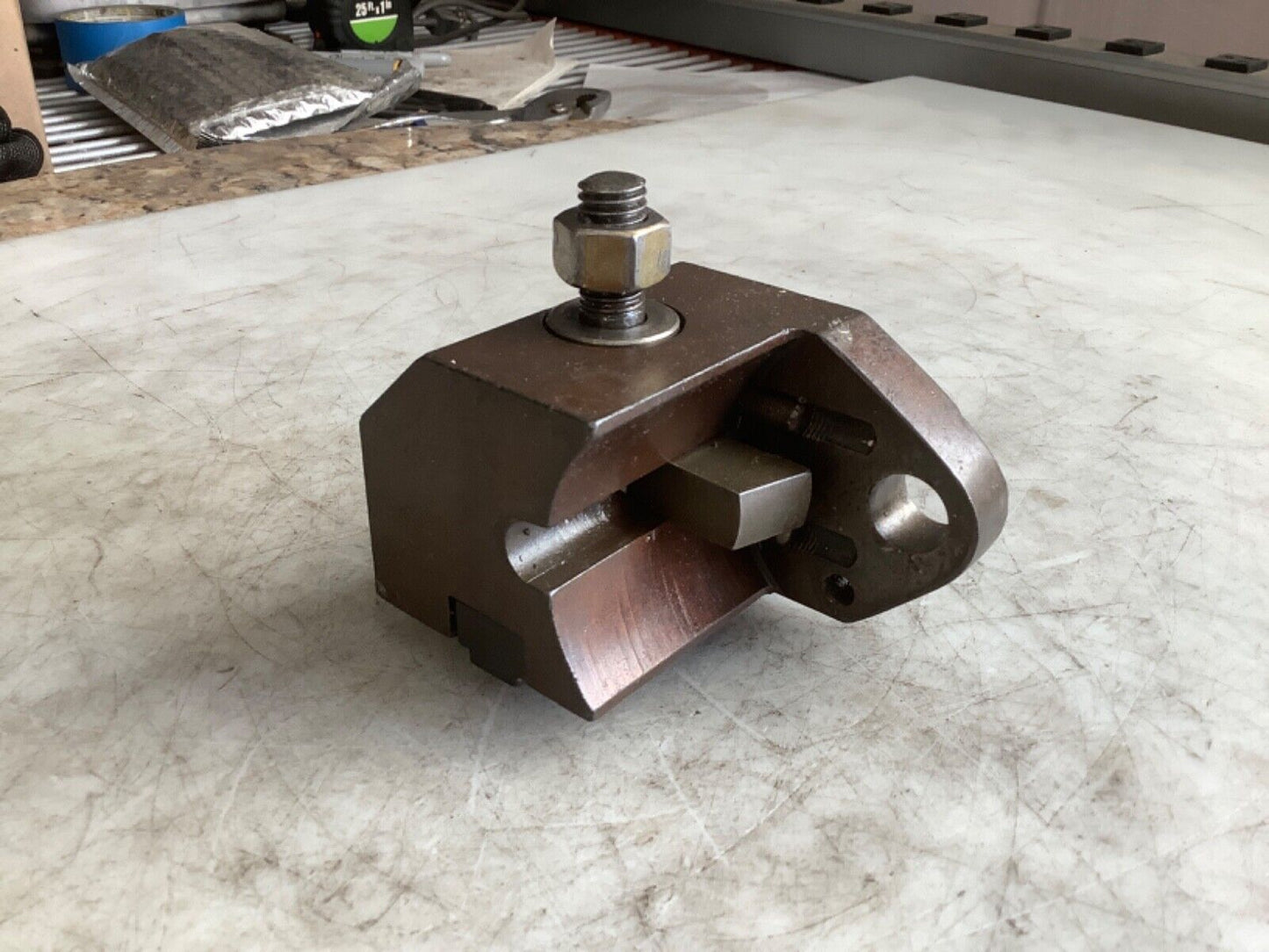 BROWN & SHARPE 136-122-1 TOOL HOLDER 333