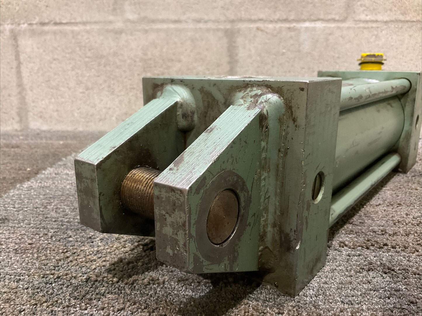 NOPAK 1204665 CL3 3.25X8E HYDRAULIC CYLINDER 3.25 BORE 8 STROKE