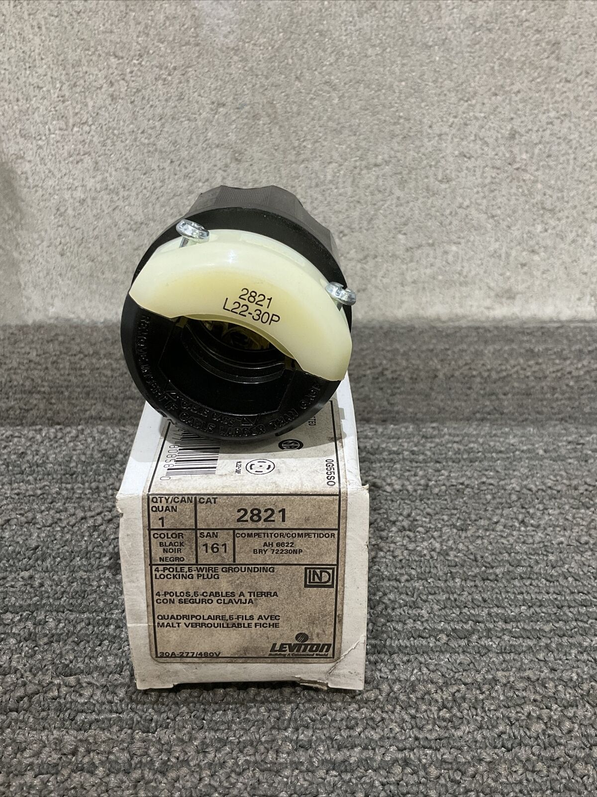 LEVITON 2821 4-POLE 5-WIRE GOUNDING LOCKING PLUG 444