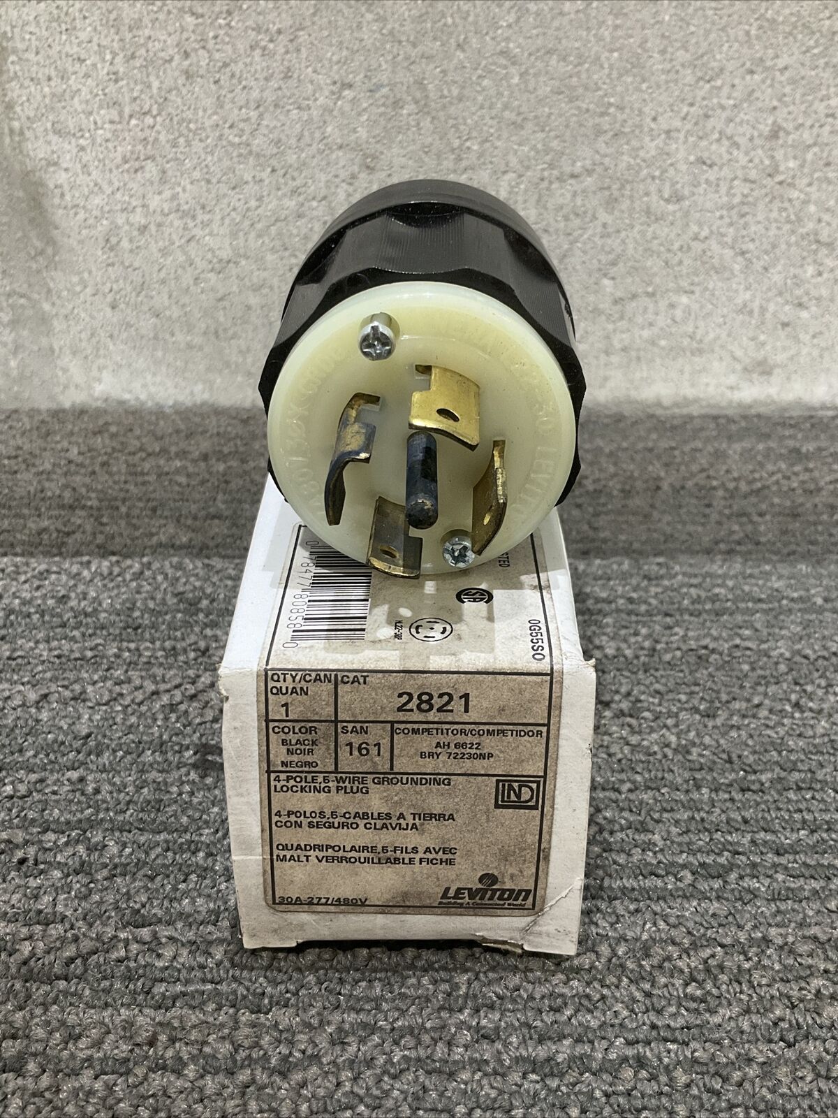 LEVITON 2821 4-POLE 5-WIRE GOUNDING LOCKING PLUG 444