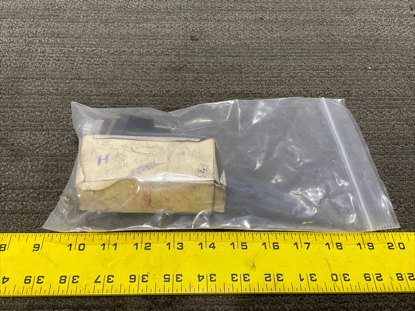 ALLEN-BRADLEY 800MR-HX5B SMALL ROUND SELECTOR SWITCH UNIT 444 LOT OF 2