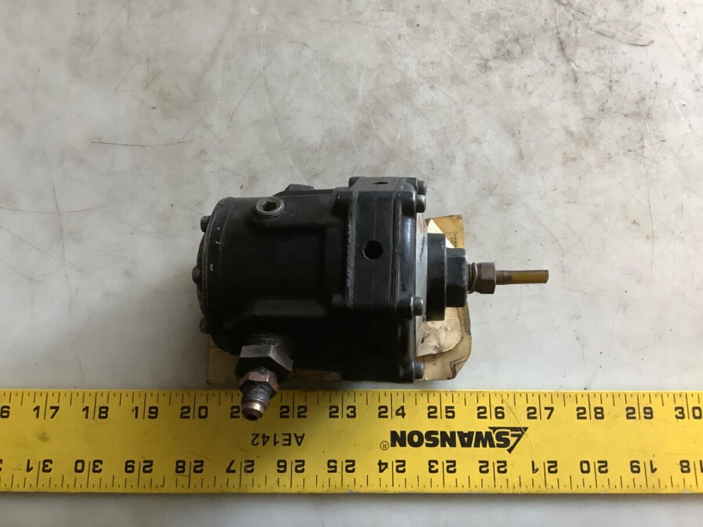FAIRCHILD 4514 MODEL 4500 AIR VOLUME BOOSTER 1/2IN NPT 150/250PSI 444