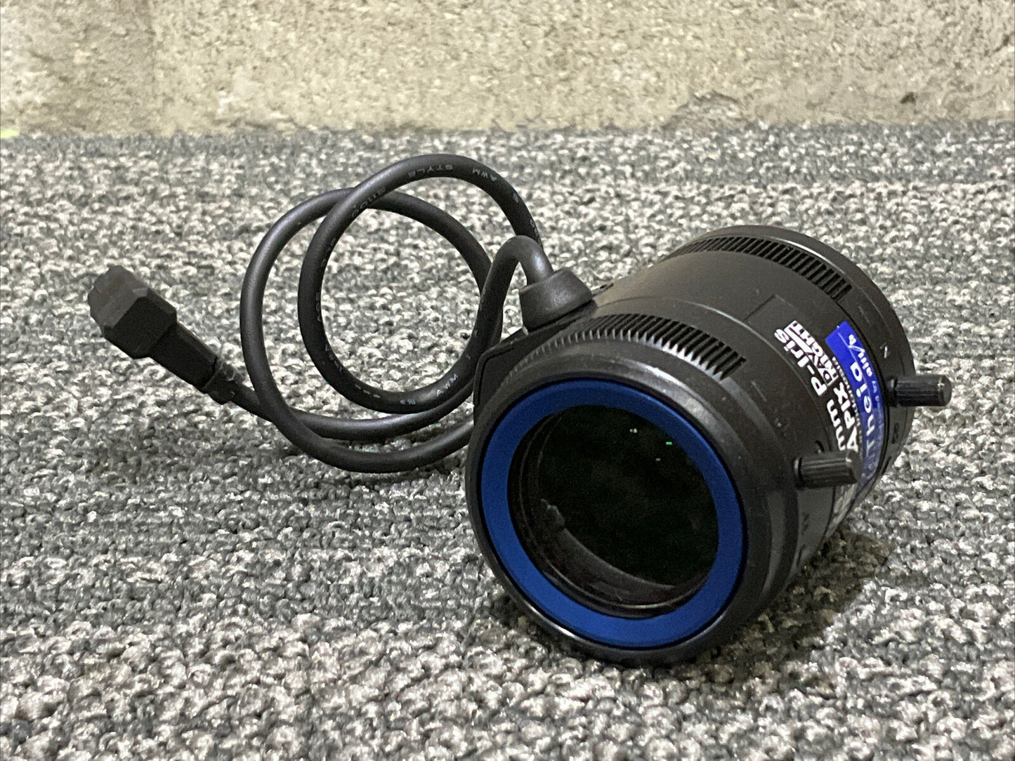 AXIS 5504-901 ACC LENS CS VF 9-40MM F1.5 P-IRIS MP SEALED IN BOX 222