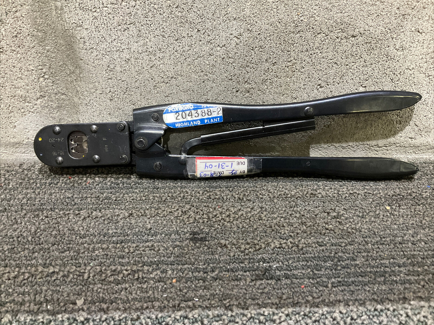 AMP F 90067-2 8511 F CRIMPER CRAMP 333