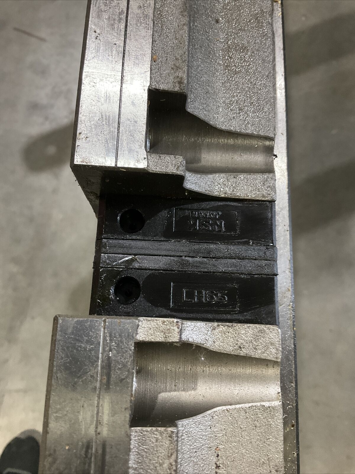 NSK LINEAR RAILS LH65-2920FL2-P5Z3-1 NSK LH65 2 RAILS 4 BEARINGS 2920MM 115 INCH