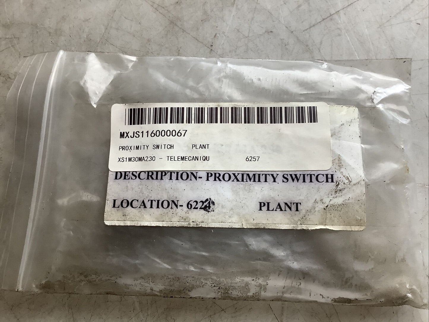 TELEMECANIQUE XS1M30MA20 PROXIMITY SWITCH 999
