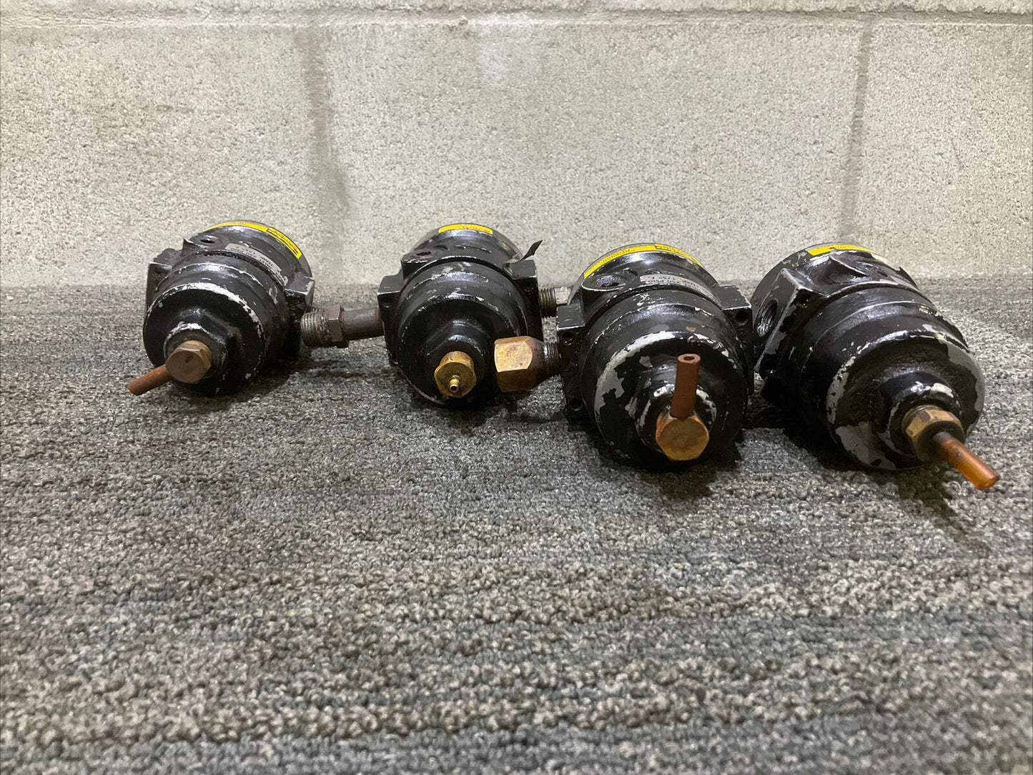 PARKER 11R115PA PILOT OPERATED PRESSURE REGULATOR 444 LOT OF 4