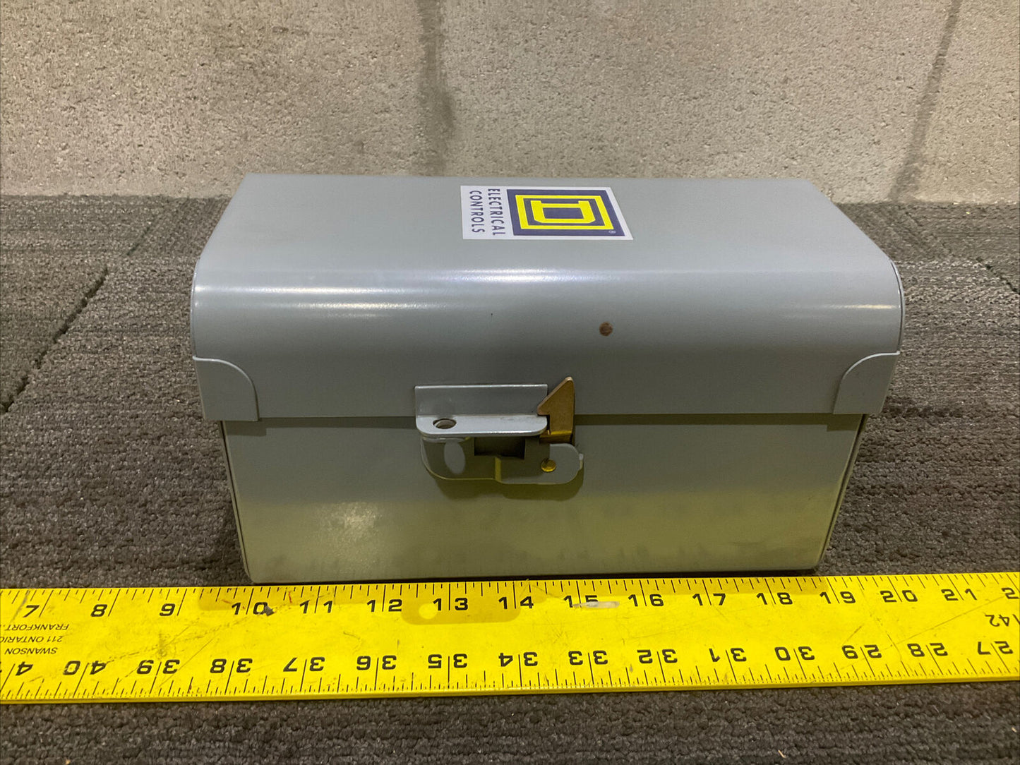 SQUARE D 49746 NEMA 1 ENCLOSURE CLASS 9991 TYPE BCG 444