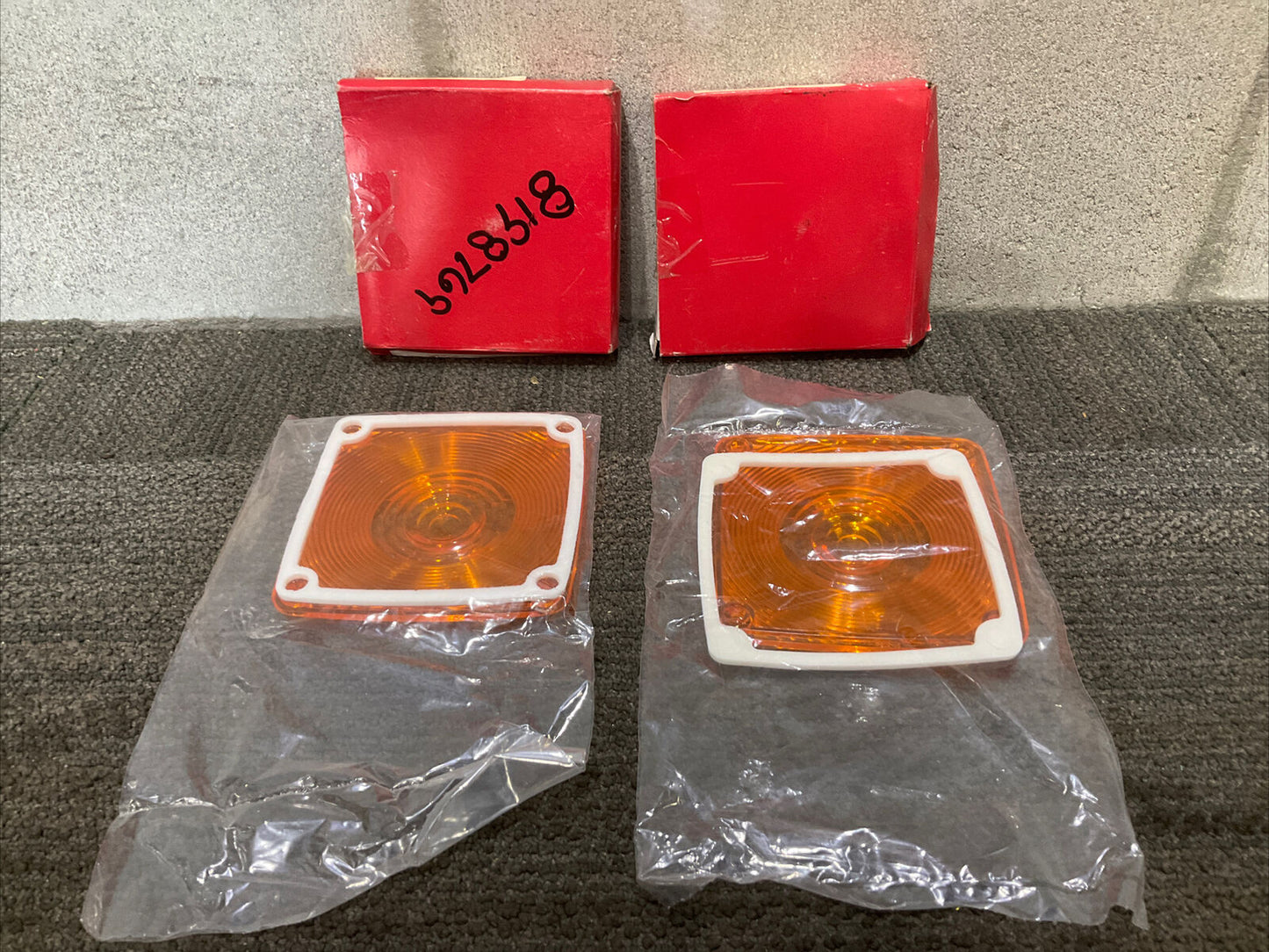 NAPA 680-2567 SIGNAL LENS WITH GASKET 444 LOT OF 2