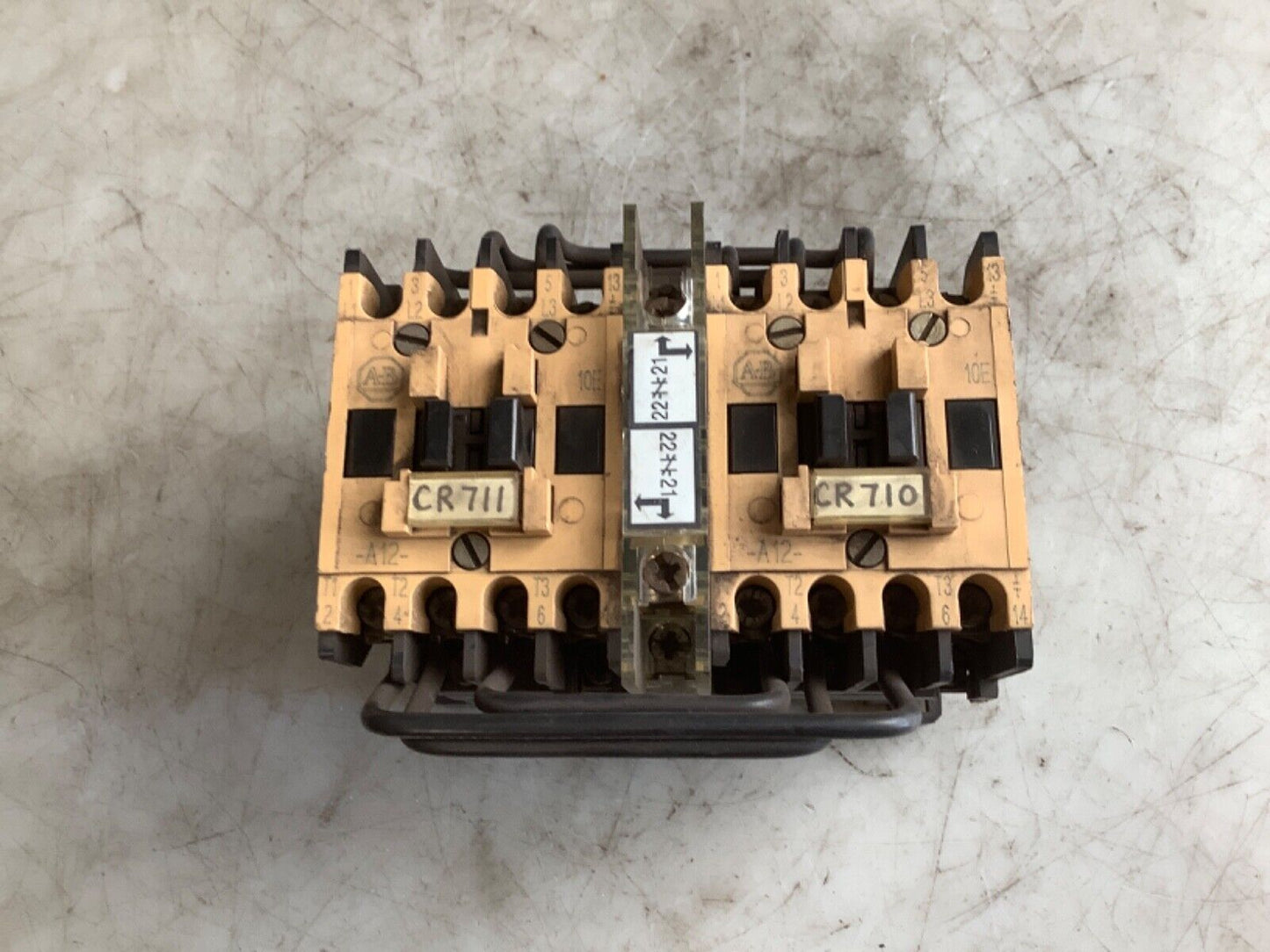 AB ALLEN BRADLEY 104-A12ND3 SER B CONTACTOR 444