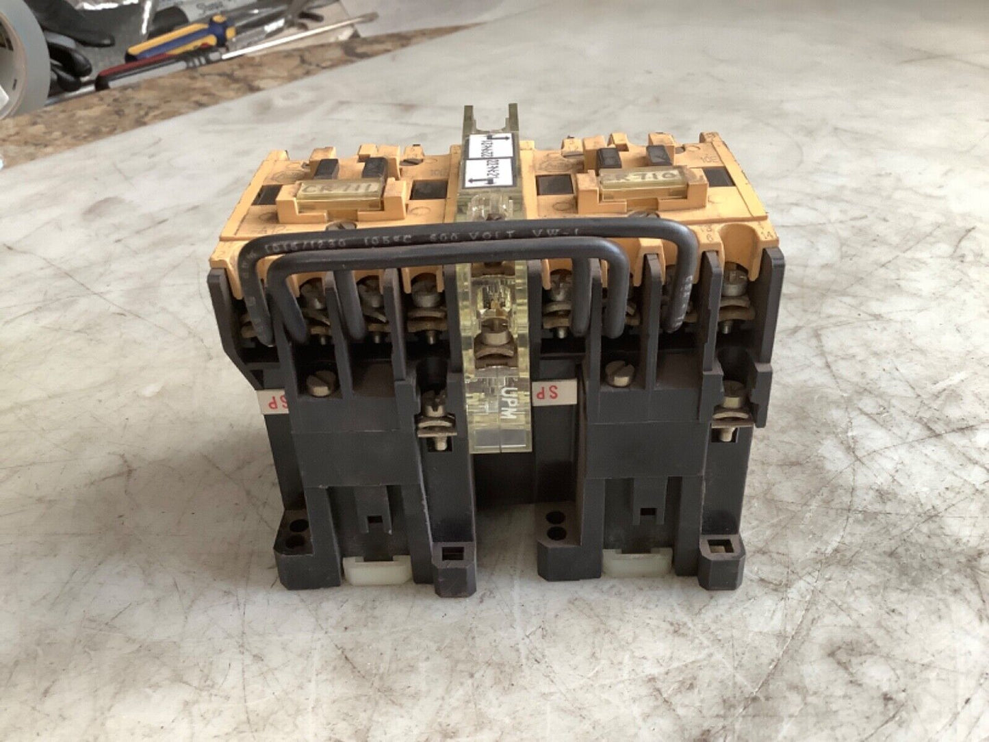 AB ALLEN BRADLEY 104-A12ND3 SER B CONTACTOR 444