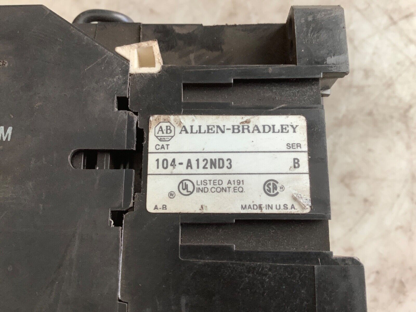 AB ALLEN BRADLEY 104-A12ND3 SER B CONTACTOR 444