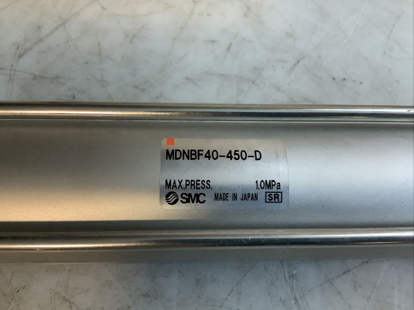 SMC MDNBF40-450-D TIE-ROD CYLINDER DDD