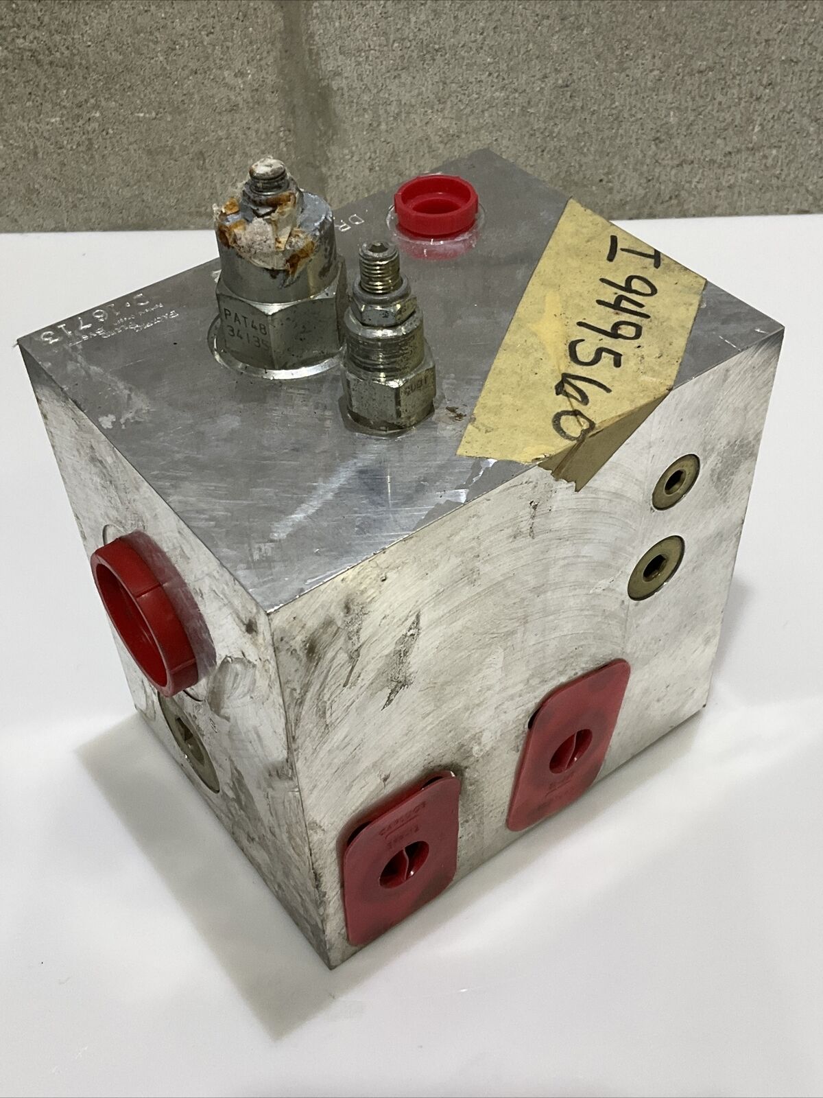 PACIFIC FLUID SYSTEMS D16713 HYDRAULIC MANIFOLD VALVE 678