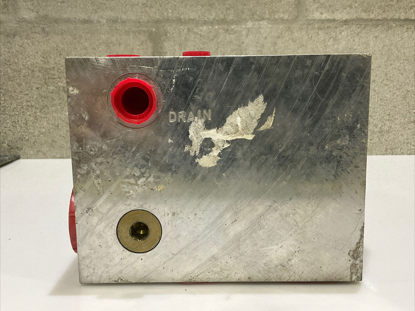 PACIFIC FLUID SYSTEMS D16713 HYDRAULIC MANIFOLD VALVE 678