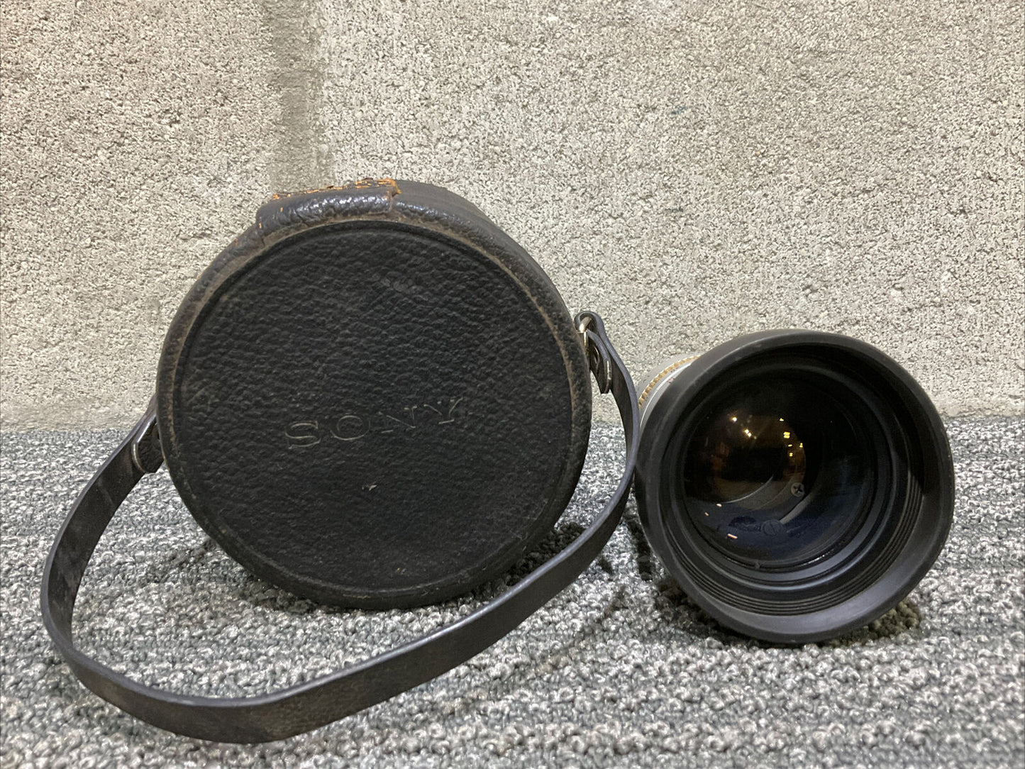 SONY 112189 TV ZOOM LENS 1:18 12.5-75MM WITH LEATHER CASE 222