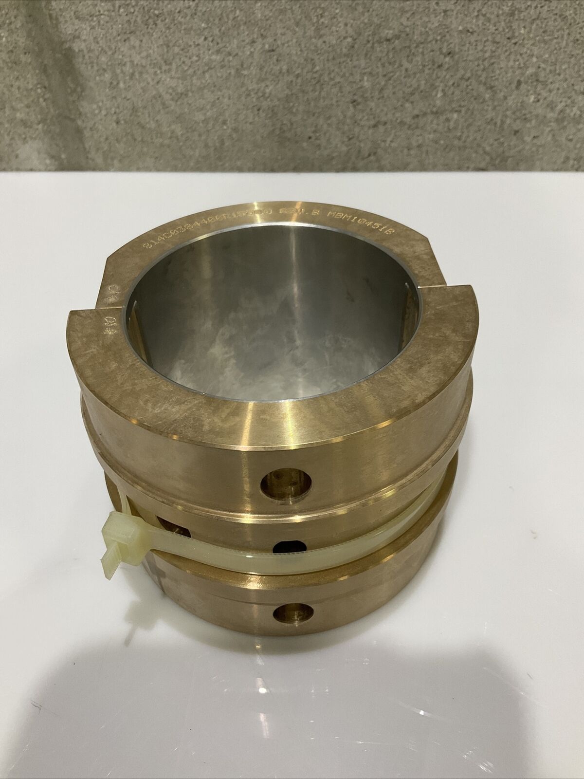 UNION PUMP MBM10451B 813C0384400R15500 BRG JOURNAL TOP BTM HALF 678