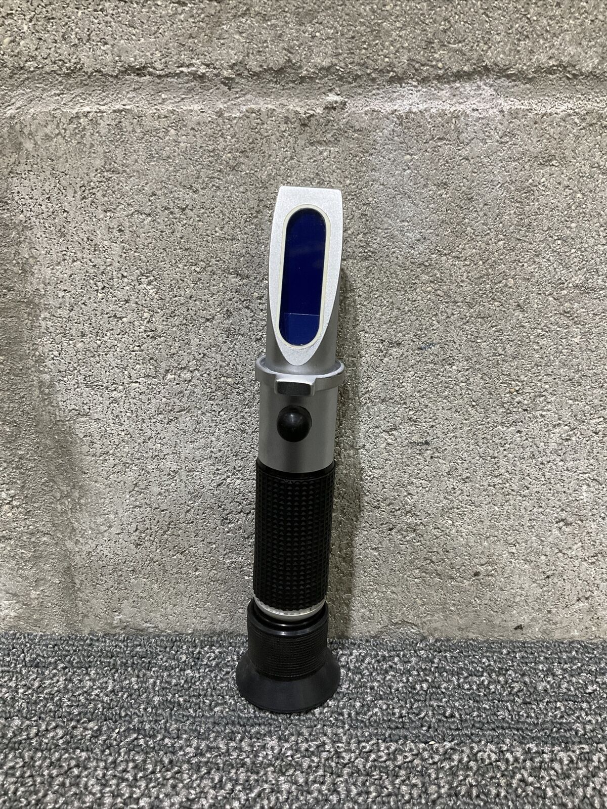 KERNCO 11K26 PORTABLE REFRACTOMETER WITH CASE VINTAGE 222