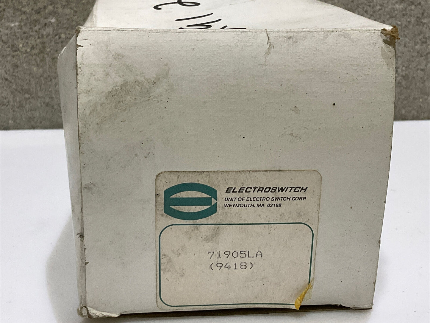 ELECTROSWITCH 71905LA 9739 IGNITOR CONTROL SWITCH SERIES 21 10A 125 VAC 678