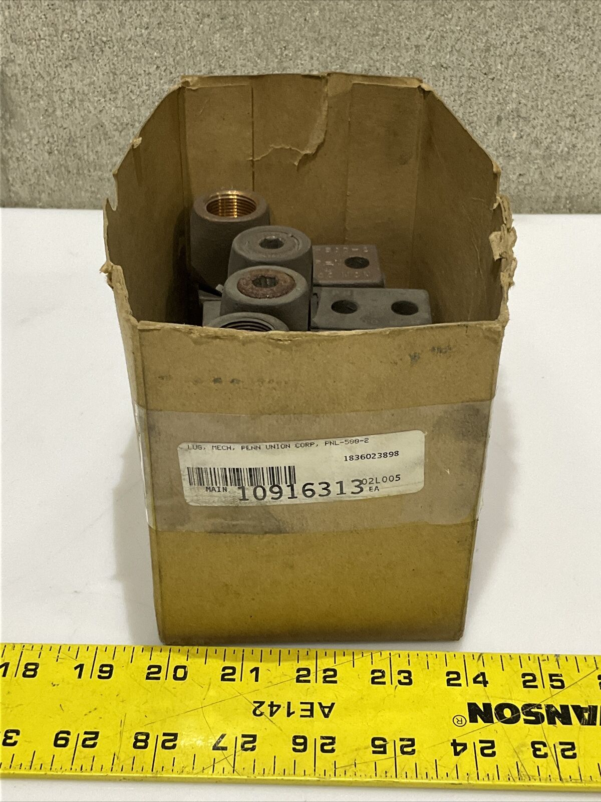 PENN UNION PNL-500-2 BRONZE TERMINAL LUG 678 LOT OF 15
