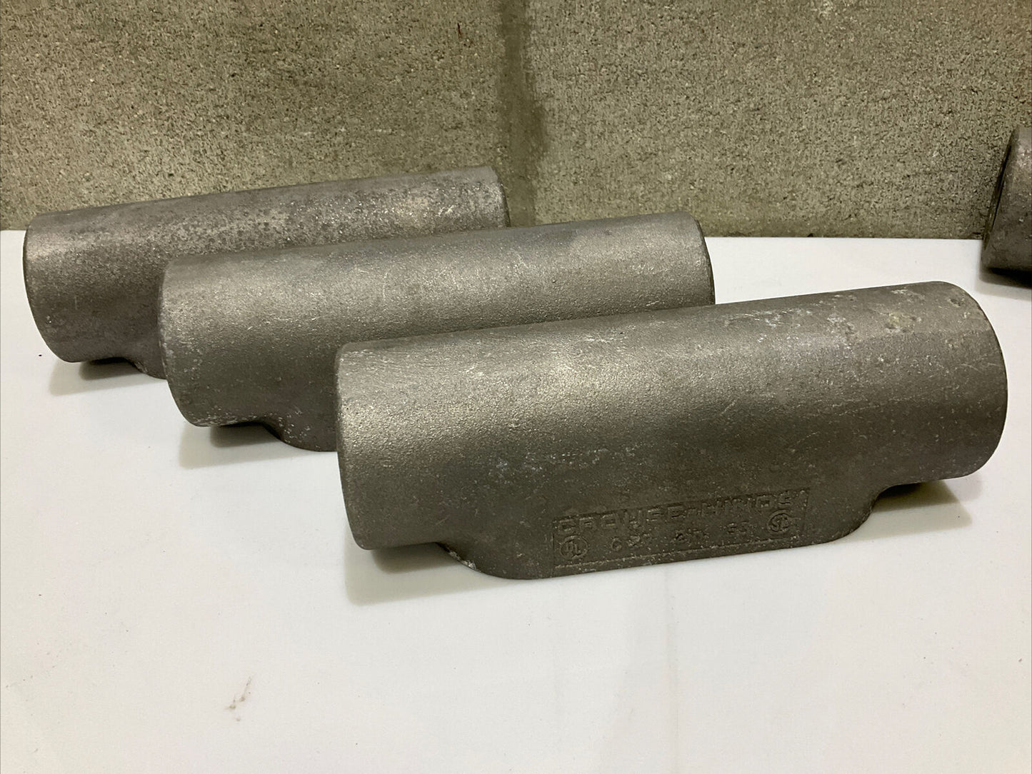 COOPER CROUSE HINDS C67 SA CONDUIT OUTLET BODY FORM 7 2IN 678 LOT OF 6