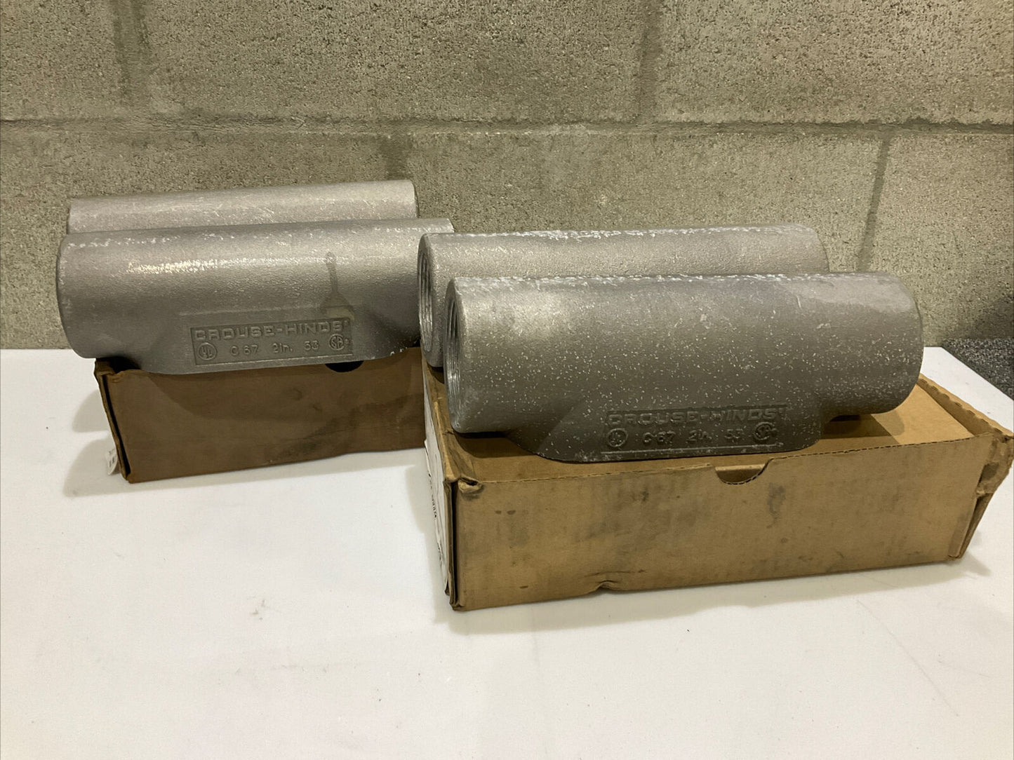 COOPER CROUSE HINDS C67 SA CONDUIT OUTLET BODY FORM 7 2IN 678 LOT OF 4