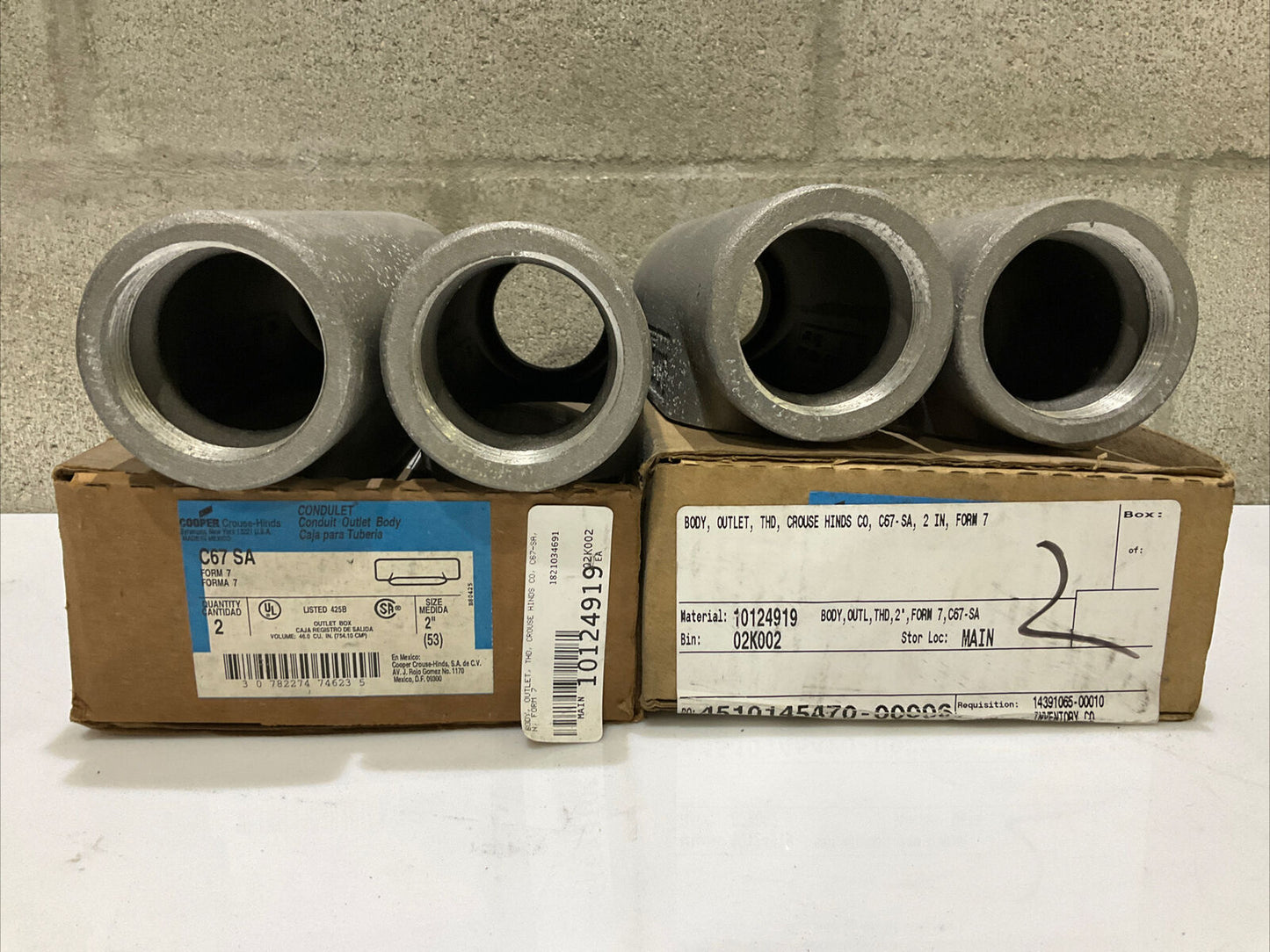 COOPER CROUSE HINDS C67 SA CONDUIT OUTLET BODY FORM 7 2IN 678 LOT OF 4