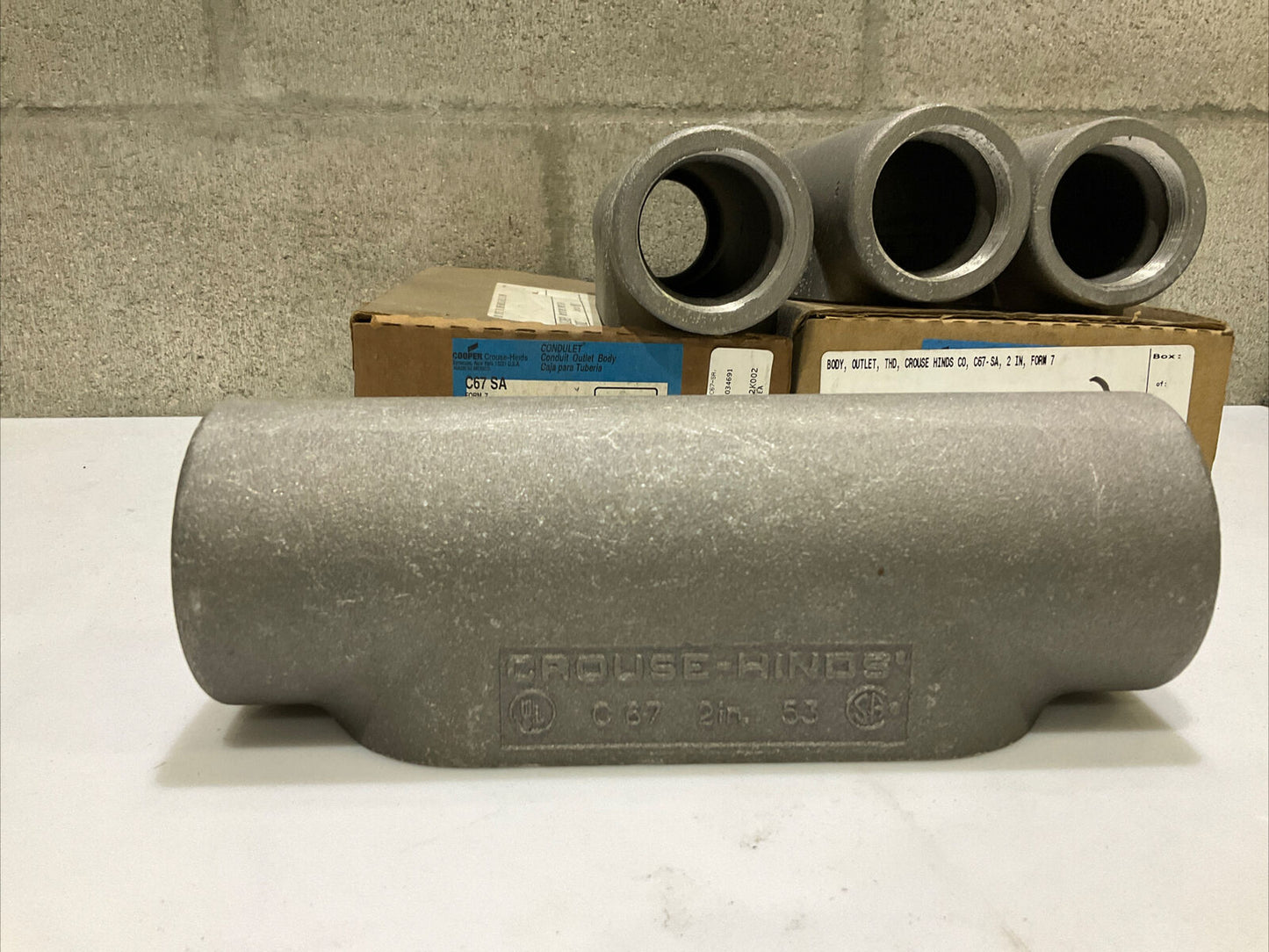 COOPER CROUSE HINDS C67 SA CONDUIT OUTLET BODY FORM 7 2IN 678 LOT OF 4