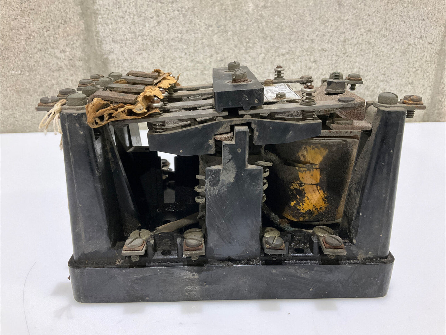 WESTINGHOUSE MG-6 1163801 MULTI CONTACT AUXILIARY RELAY 125 V 678